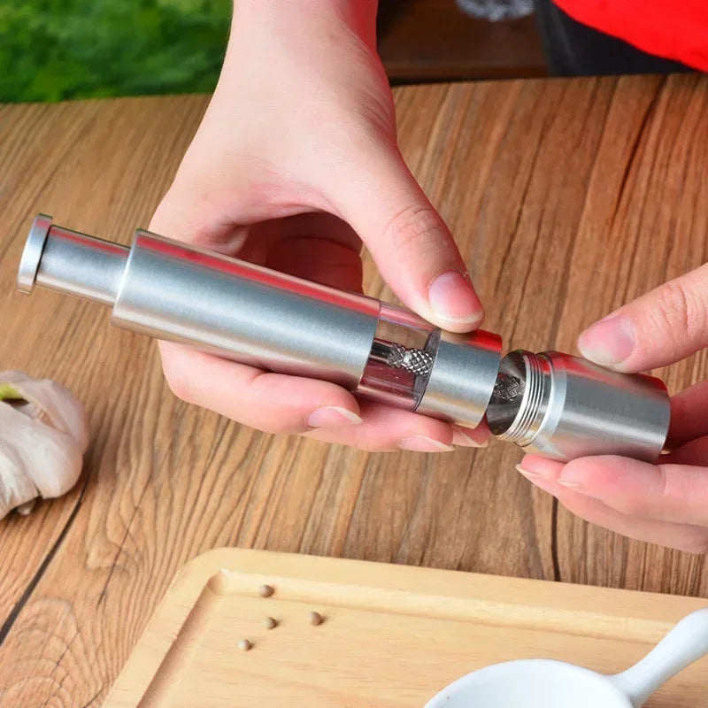 Skanto | Stylish Pepper and Salt Grinder with Manual Mechanism