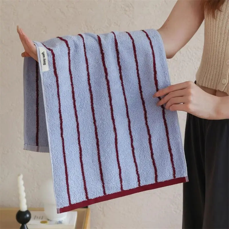 Retro Striped Pure Cotton Towels – Soft & Absorbent | Bowlift