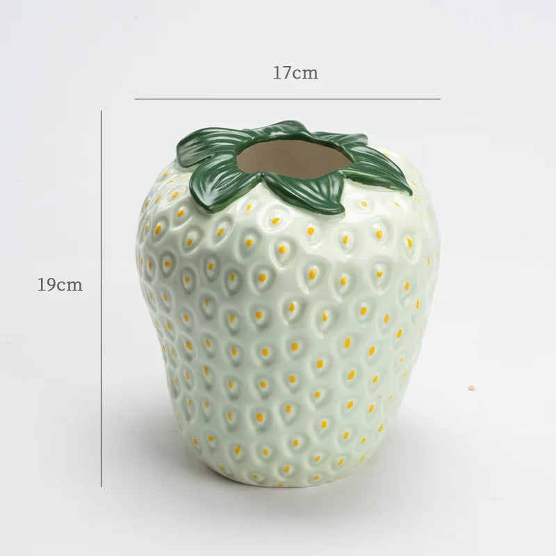 BowLift | Ugly Strawberry Vase