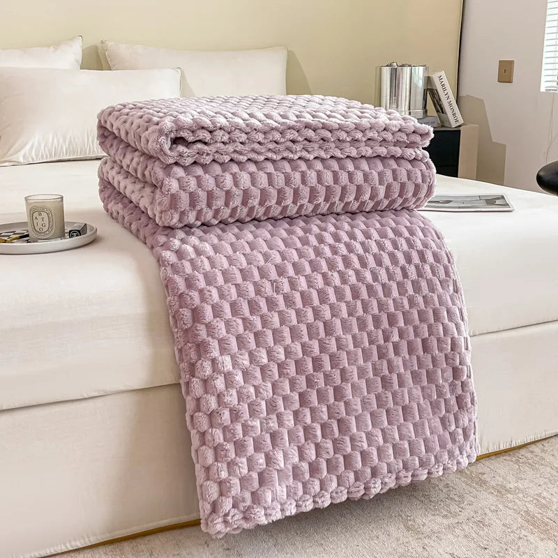 BowLift | Checked Soft Velvet Blanket Warm Cozy Throw for Couch and Bed