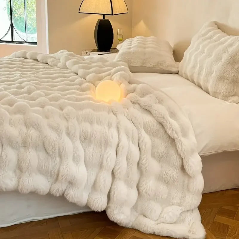 Skanto | PlushCozy | Faux Fur Winter Throw
