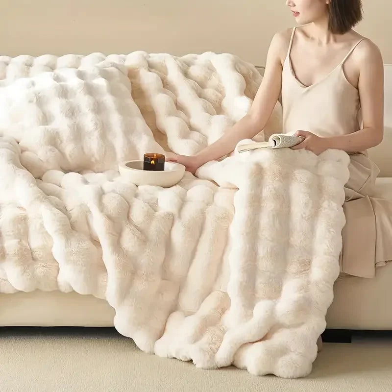 Skanto | PlushCozy | Faux Fur Winter Throw