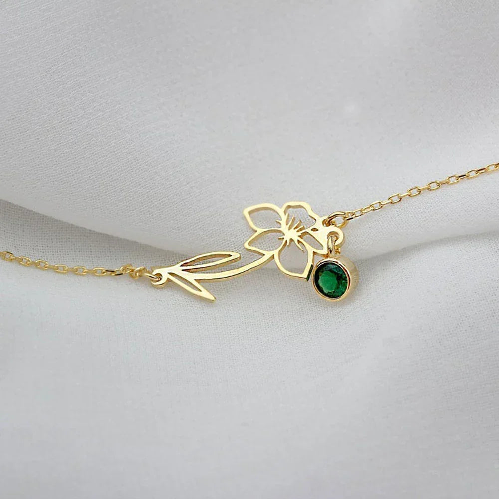 Skanto | Dainty Birth Flower & Birthstone Bracelet