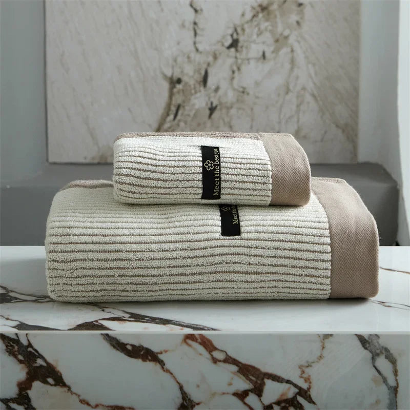 Skanto | Luxurious, super-soft, and absorbent face/bath cloth made from 100% organic cotton