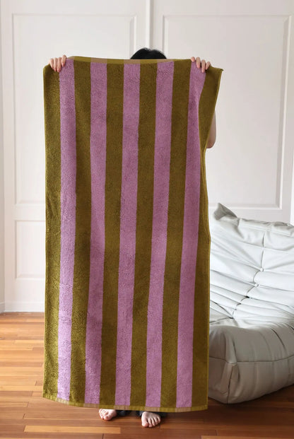 RetroStripe Luxe Cotton Towel – Striped Cotton Towel in Hotel Quality | Bowlift