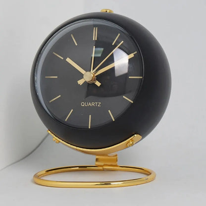 Minimalist Scandinavian Desk Clock with Silent Quartz Movement | Skanto
