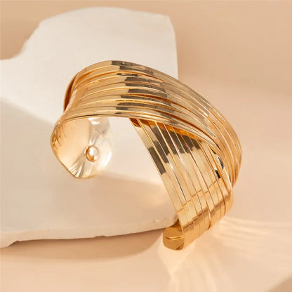 BowLift | Spiral Cross Wrap Bangle Bracelet
