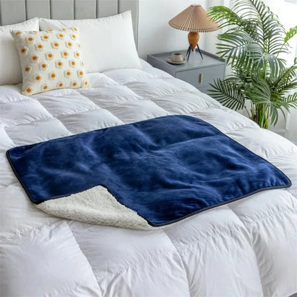Skanto | PawProof Waterproof Pet Blanket | For Dogs & Cats | Cozy & Durable