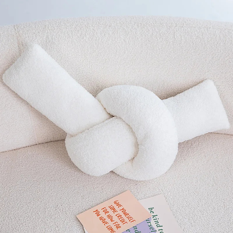 Chain Knot Cushion | Bowlift