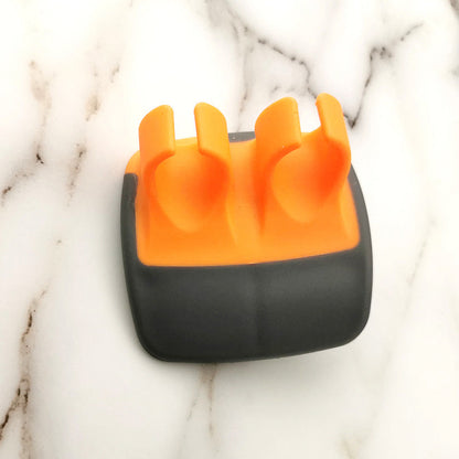 Skanto | Two-Finger Protective Peeler