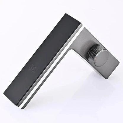 Skanto | LED Faucet with Digital Temperature Display and Hot-Cold Mix Function
