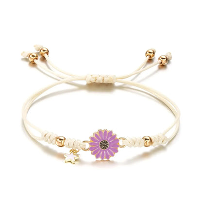 Skanto | Braided Feminine Flower Star Bracelet