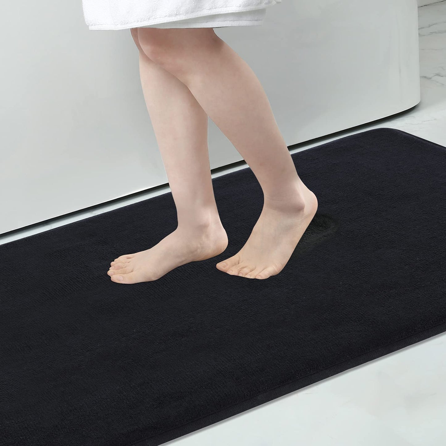 Skanto | Quick-Absorbent Non-Slip Memory Foam Bath Mat
