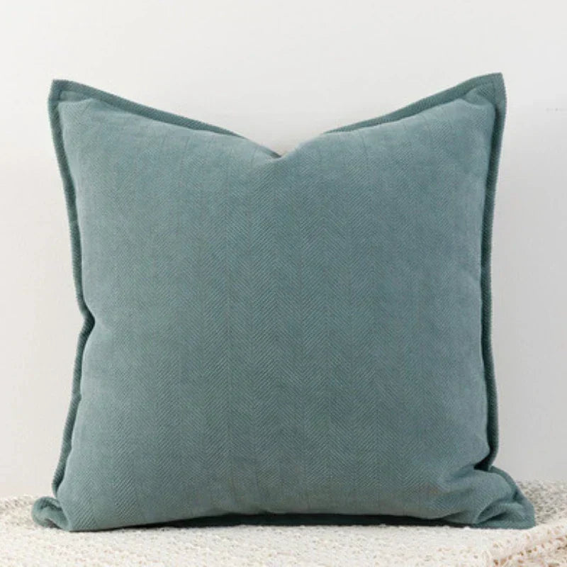 Skanto | PureChenille - Elegant Pillow Cover for a Cozy Atmosphere
