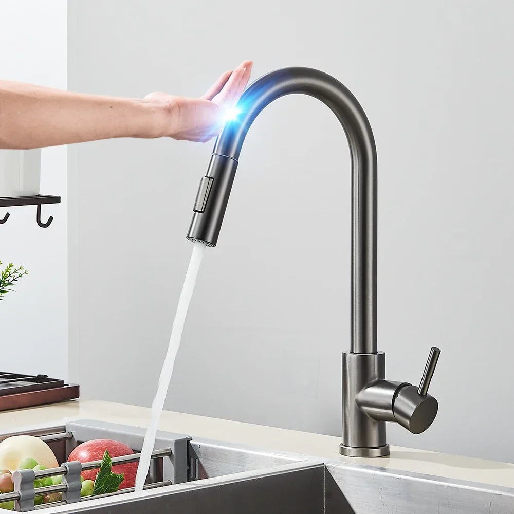 Skanto | Retractable Kitchen Faucet with Touch Control and Sensor Function