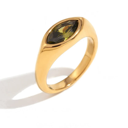 BowLift | 18k Oval Diamond Cut Ring