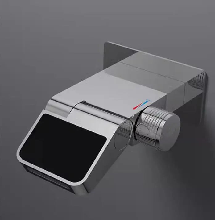 BowLift | Modern Adjustable Flow Touchless LED Temperature Faucet