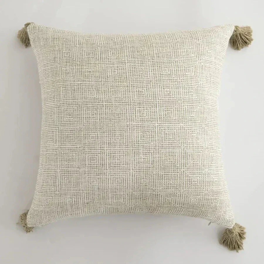Skanto | Checkered Pillow Cover with Fringes – Decorative Linen Pillowcase for the Living Room