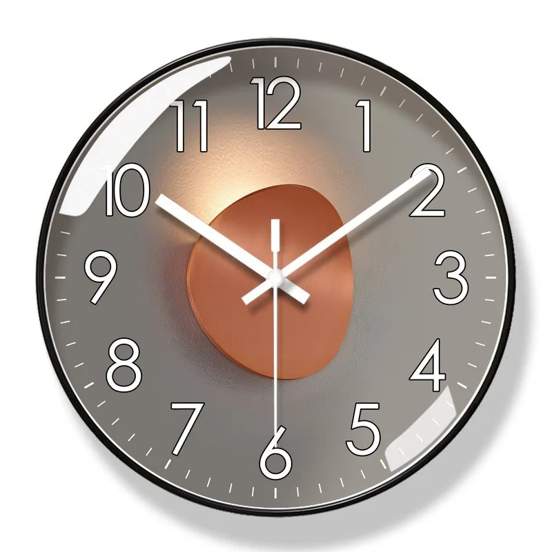 Skanto | Luxurious Round Clock for Modern Decor