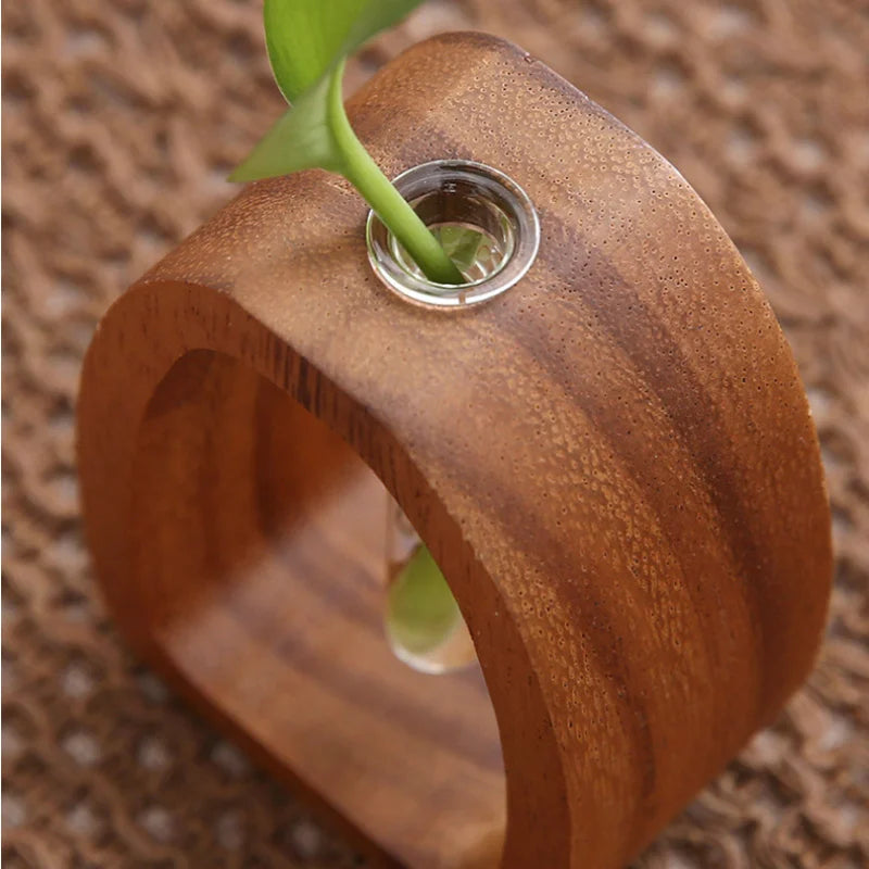 Oval wooden frame single bottle | Karnz