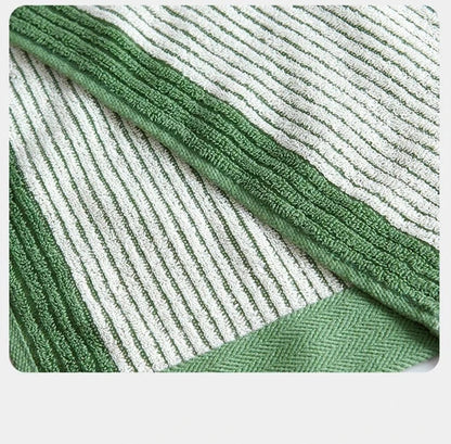 Luxurious, super soft and absorbent face/bath towel made from 100% organic cotton