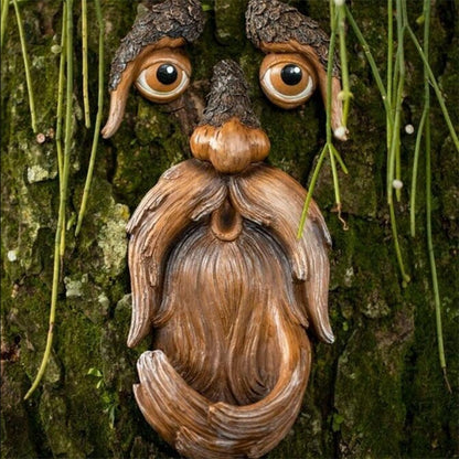BowLift | Eyes of Nature: Tree Face Bird Feeder Station