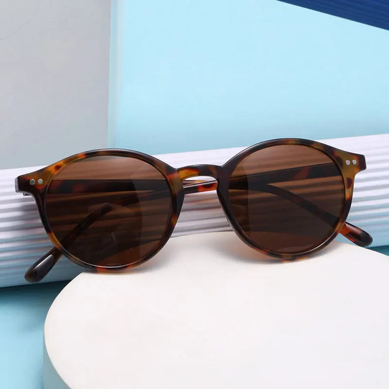 Skanto | Retro Round Polarized Sunglasses Classic Leopard Frame UV400 Fashion Wear Driving Glasses for Men & Women