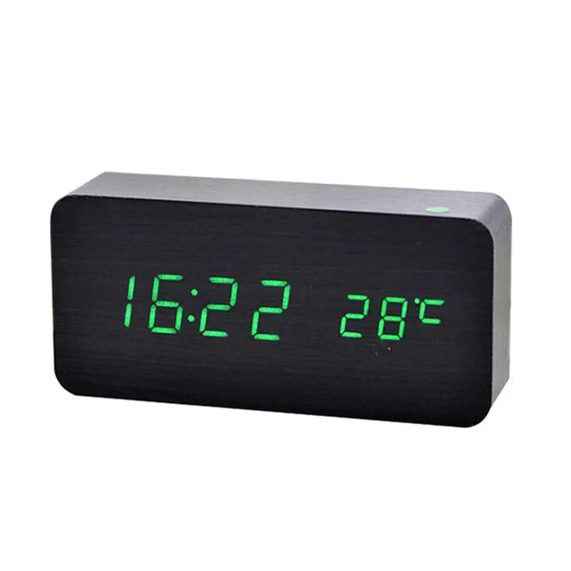 WoodTime – Natural Wood Digital Clock Skanto