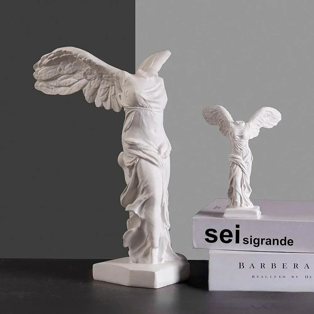 Skanto | WingGlide - Artistic Flowing Ornament