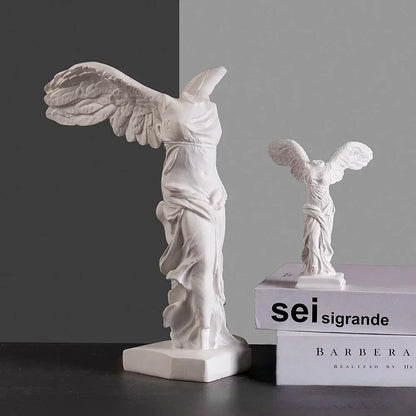 Skanto | WingGlide - Artistic Flowing Ornament