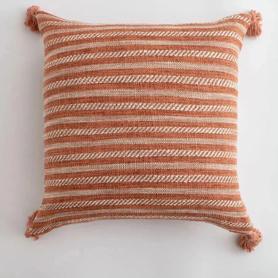Skanto | Checkered Pillow Cover with Fringes – Decorative Linen Pillowcase for the Living Room
