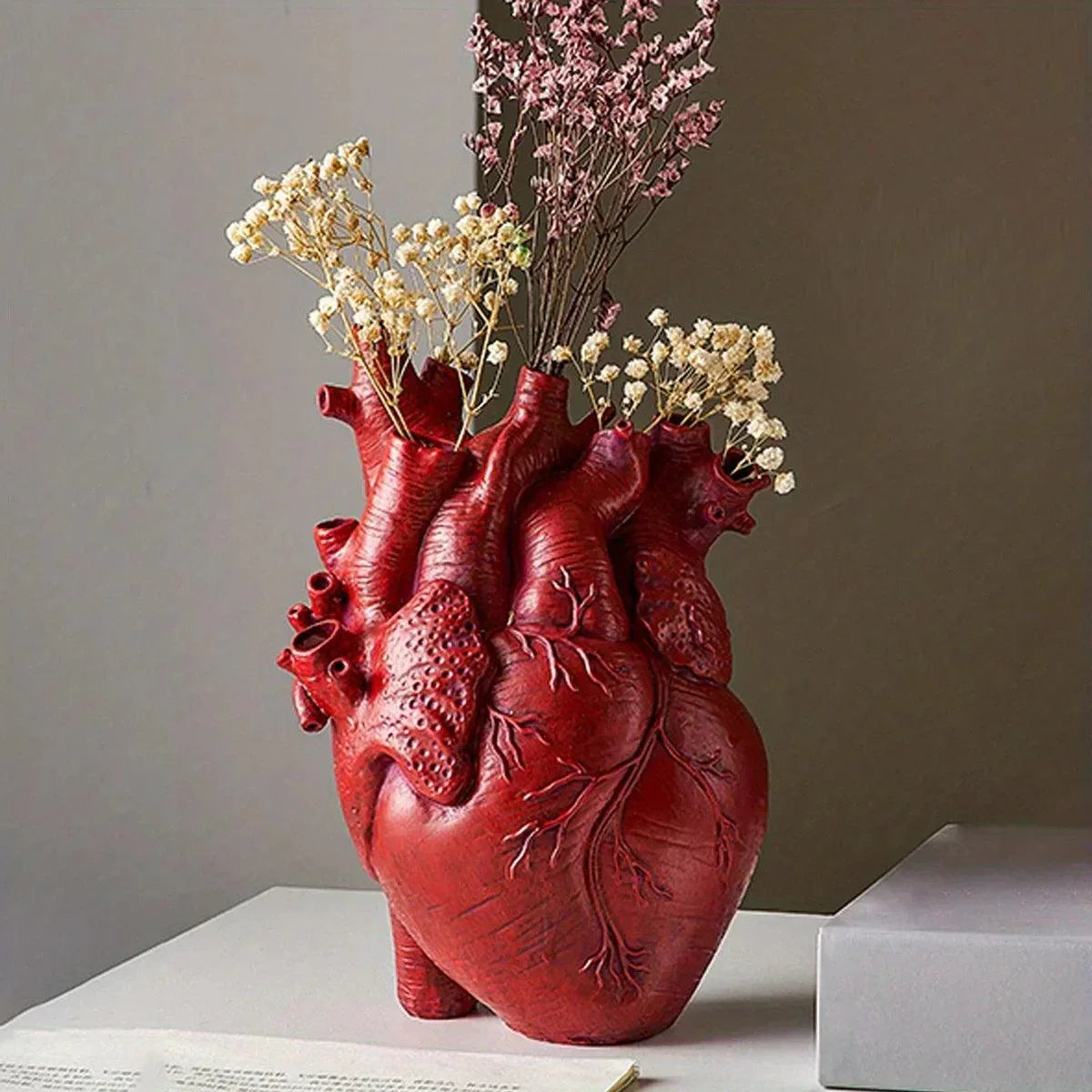Skanto | LoveAura - Ceramic Heart Vase