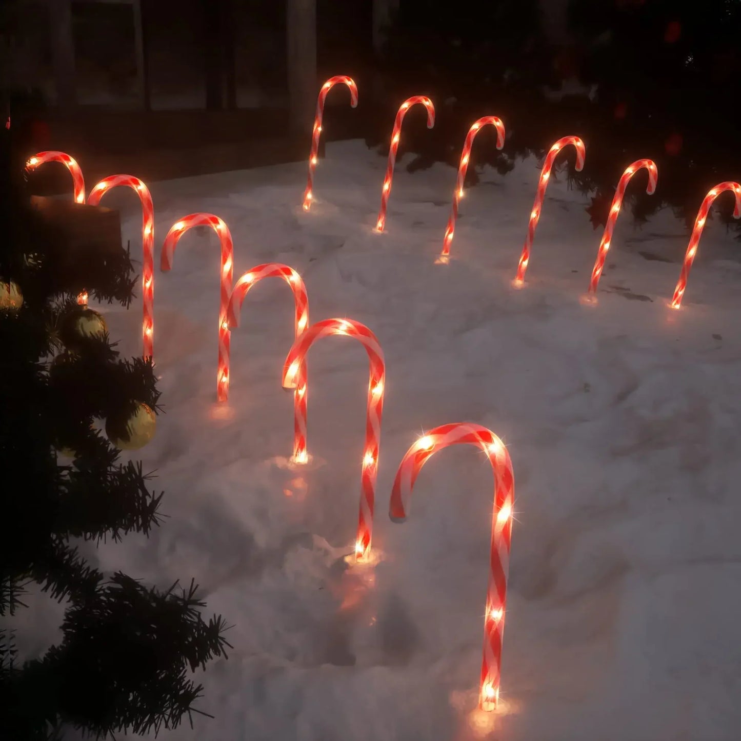 Skanto | CandyCaneLuxe | Waterproof LED Christmas Lights