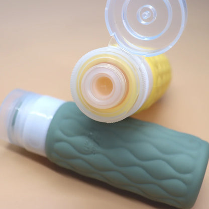 BowLift | FlexiFill Travel Refill Bottles Set | Soft Silicone Bottles & Spray Containers | Leak-proof & TSA compliant | For Shampoo, Lotion & Cosmetics