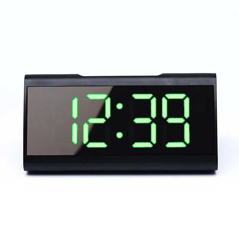 Skanto | Curved Screen Digital Alarm Clock