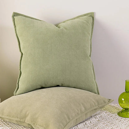 Skanto | PureChenille - Elegant Pillow Cover for a Cozy Atmosphere