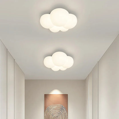 WhiteCloud Lamp – Stylish LED Wall Light for Kids Skanto