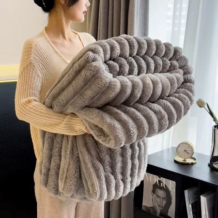 BowLift | Luxurious Faux Rabbit Fur Plush Throw Blanket - Perfectly Warm and Soft for Your Home