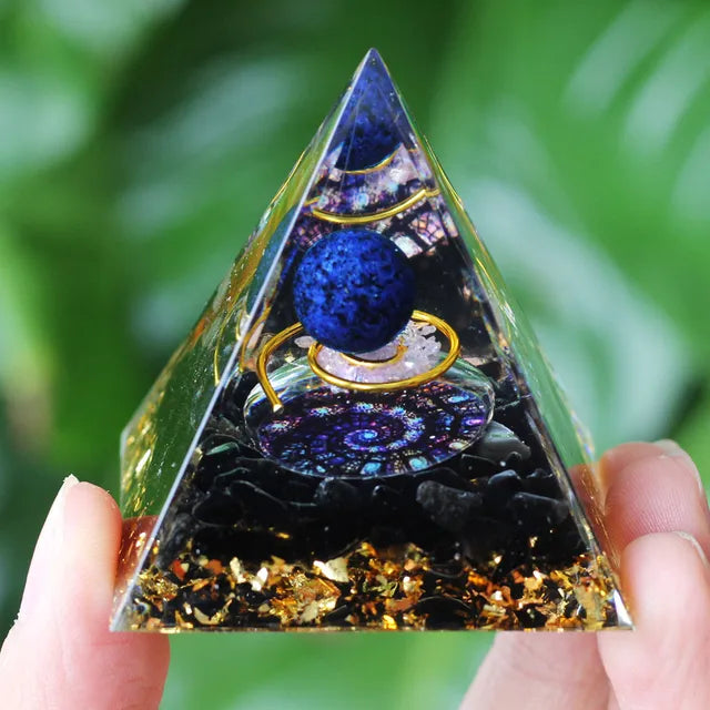Skanto Skanto | Amethyst Peridot Orgone Pyramid - Energy Generator Crystal Reiki Chakra Orgonite Meditation Tool