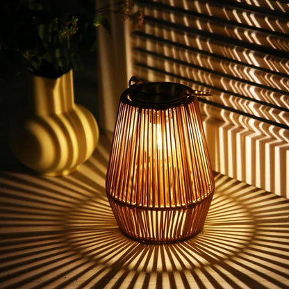 Solar Rattan Lantern Skanto