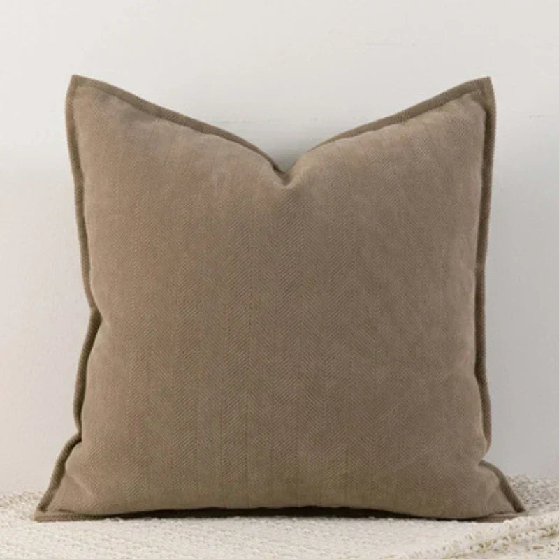 Skanto | PureChenille - Elegant Pillow Cover for a Cozy Atmosphere