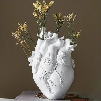 Skanto | Heart-Shaped Flower Pot