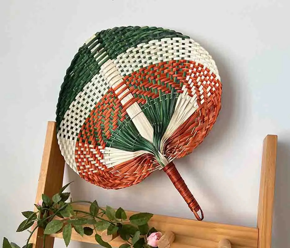 BowLift | Handcrafted bamboo heart-shaped fan