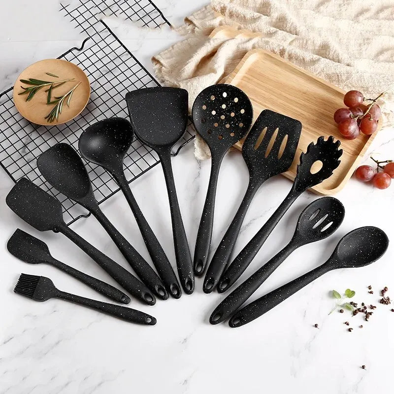 Skanto | 10-Piece Silicone Kitchen Utensil Set
