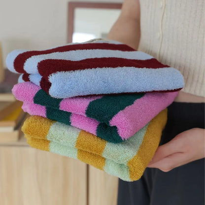 Retro Striped Pure Cotton Towels – Soft & Absorbent | Bowlift