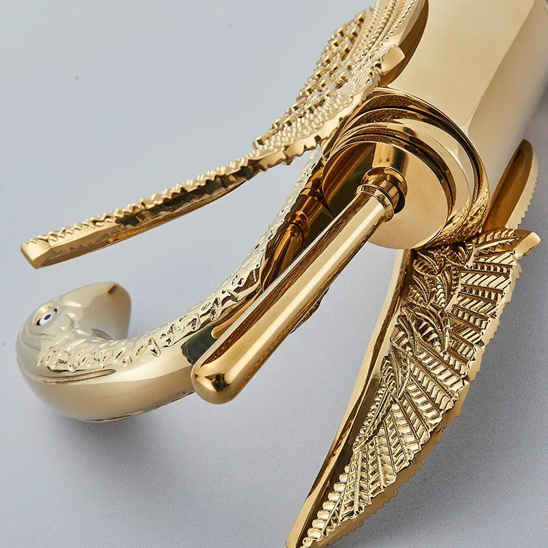Skanto | Swan Single Handle Gold Basin Faucet