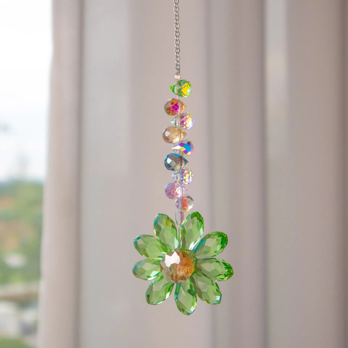 BowLift | Crystal Suncatcher LumiMargarita | K9 Daisy Rainbow Catcher | Window & Garden Decor | 32 cm | Gift Idea for Home