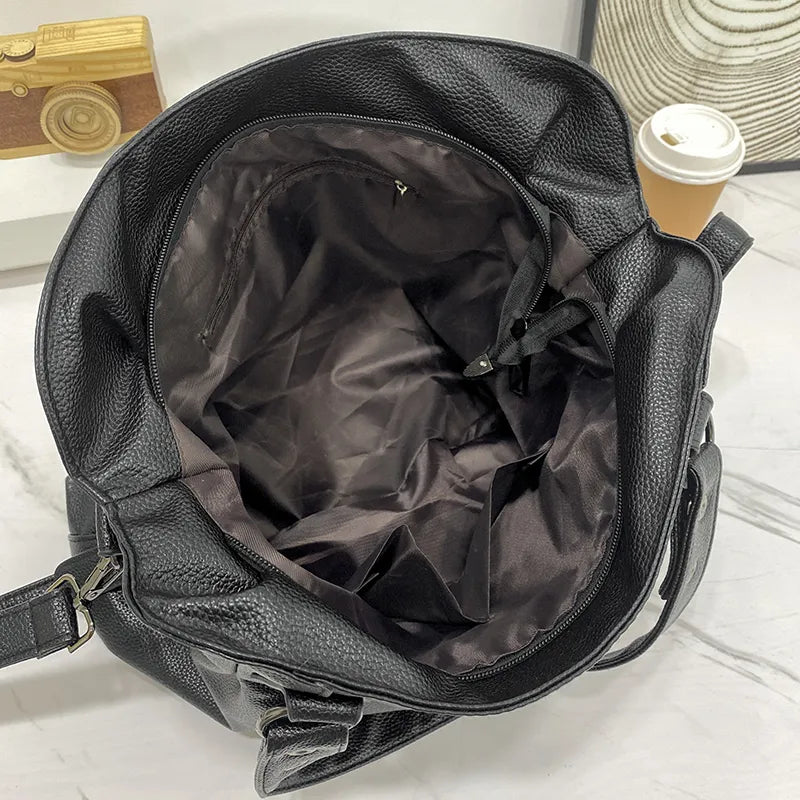 Isabela Tote – Trendy and Spacious Student Bag Bowlift