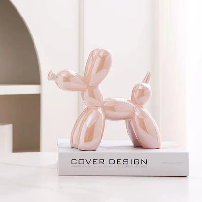 Small balloon dog sculpture