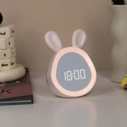 Skanto | WakkerKonijn – Kids Alarm Clock with LED Night Light and Playful Rabbit Design